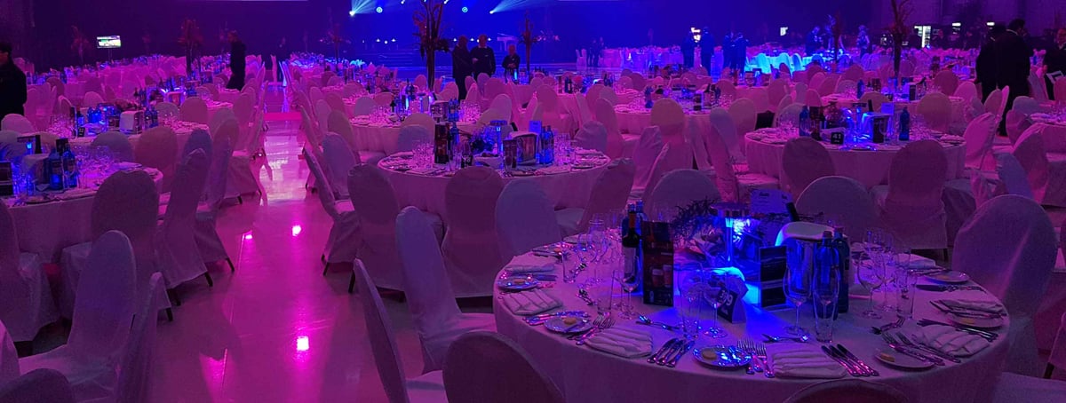 hero-ses_led-ambientlicht-tabled-2