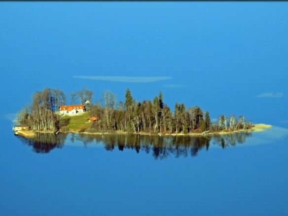 INSEL IM SCHLIERSEE EVENT-LOCATION IN BEEINDURCKENDER NATUR