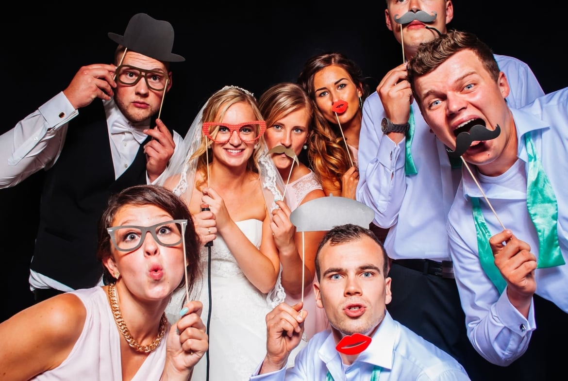 Instamat – Premium Fotobox mit großem Bildschirm.