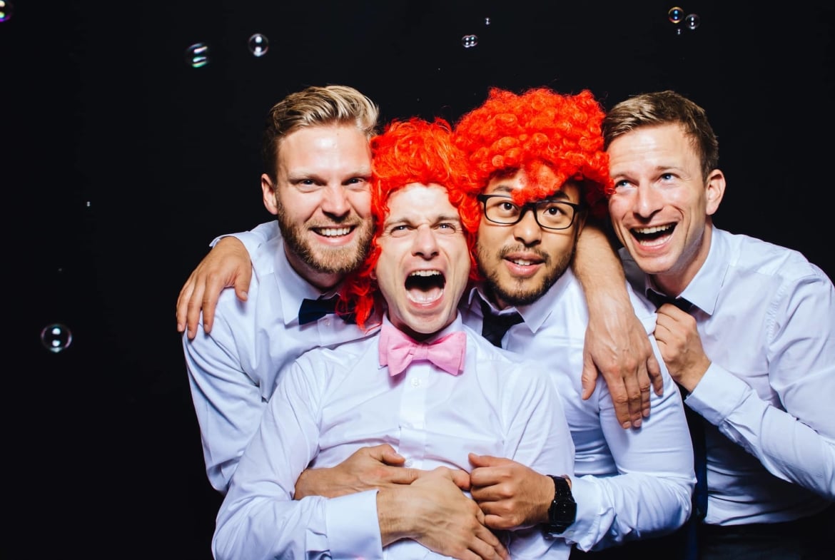 Instamat – Premium Fotobox mit großem Bildschirm.