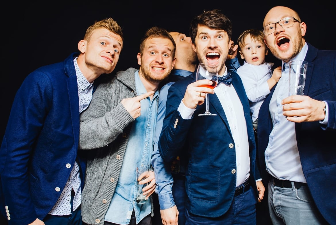 Instamat – Premium Fotobox mit großem Bildschirm.
