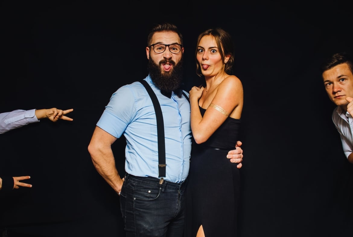 Instamat – Premium Fotobox mit großem Bildschirm.