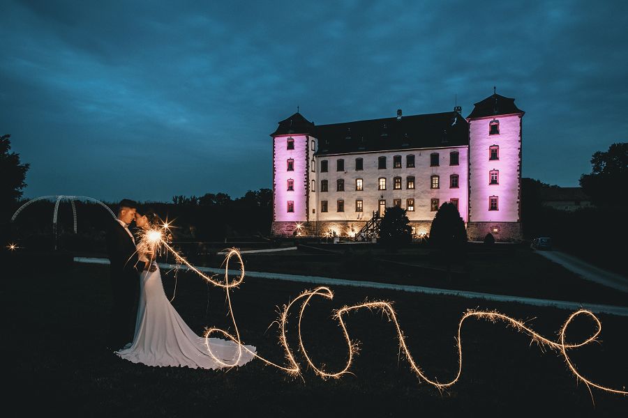 Heiraten in märchenhafter Kulisse auf Schloss Walkershofen