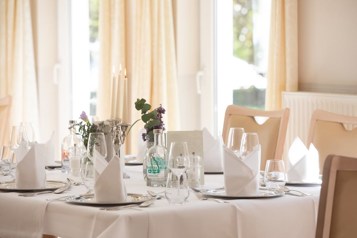parkhotel-hannover-victoria-luise-feier-tisch