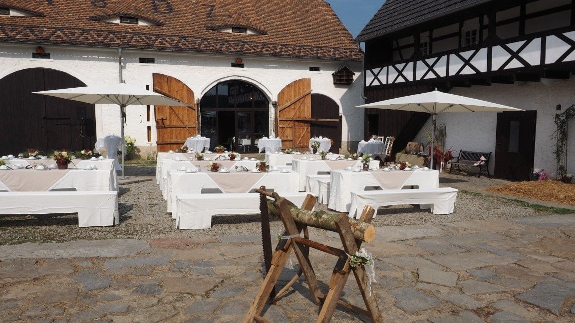 Hochzeit in ländlicher Idylle – Vierseithof Schmole in Horka