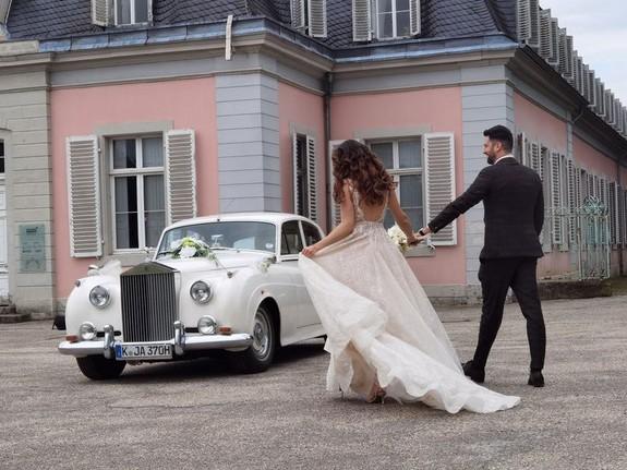 Hochzeitsautos in weiss