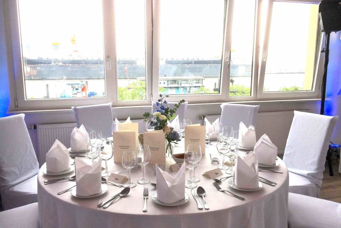 Elbe Hafen – Traumhochzeit in der Panorama Lounge Hamburg